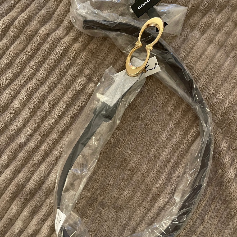 Black Coach Leather Belt, Size Small